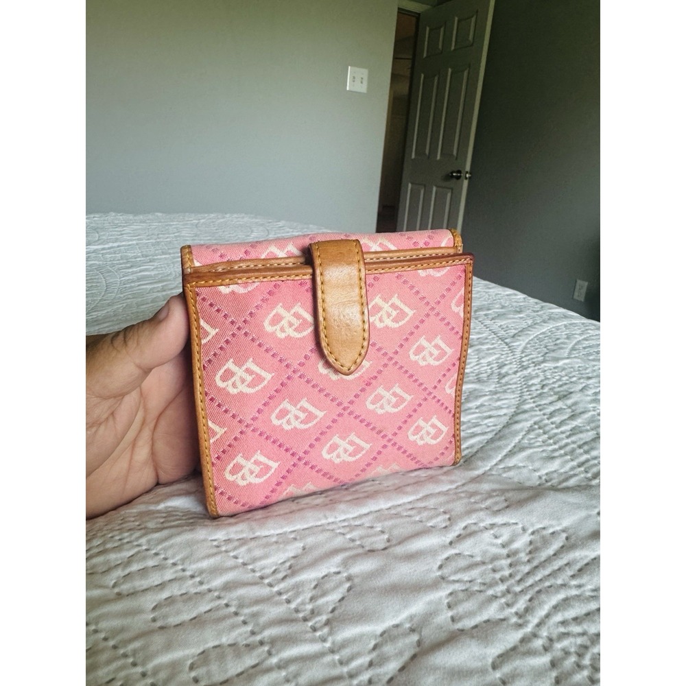 Dooney & Bourke Y2k Preppy Pink purse w/Tassel & matching wallet - Picture 6 of 16